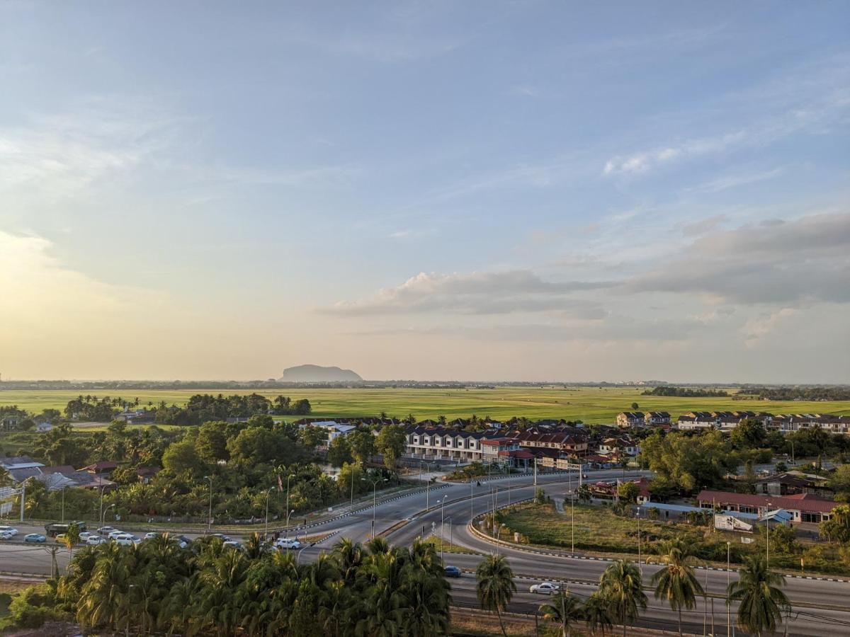 Alor Setar Imperio By Im Staycation 3Bedroom & Rooftop Pool Exterior foto